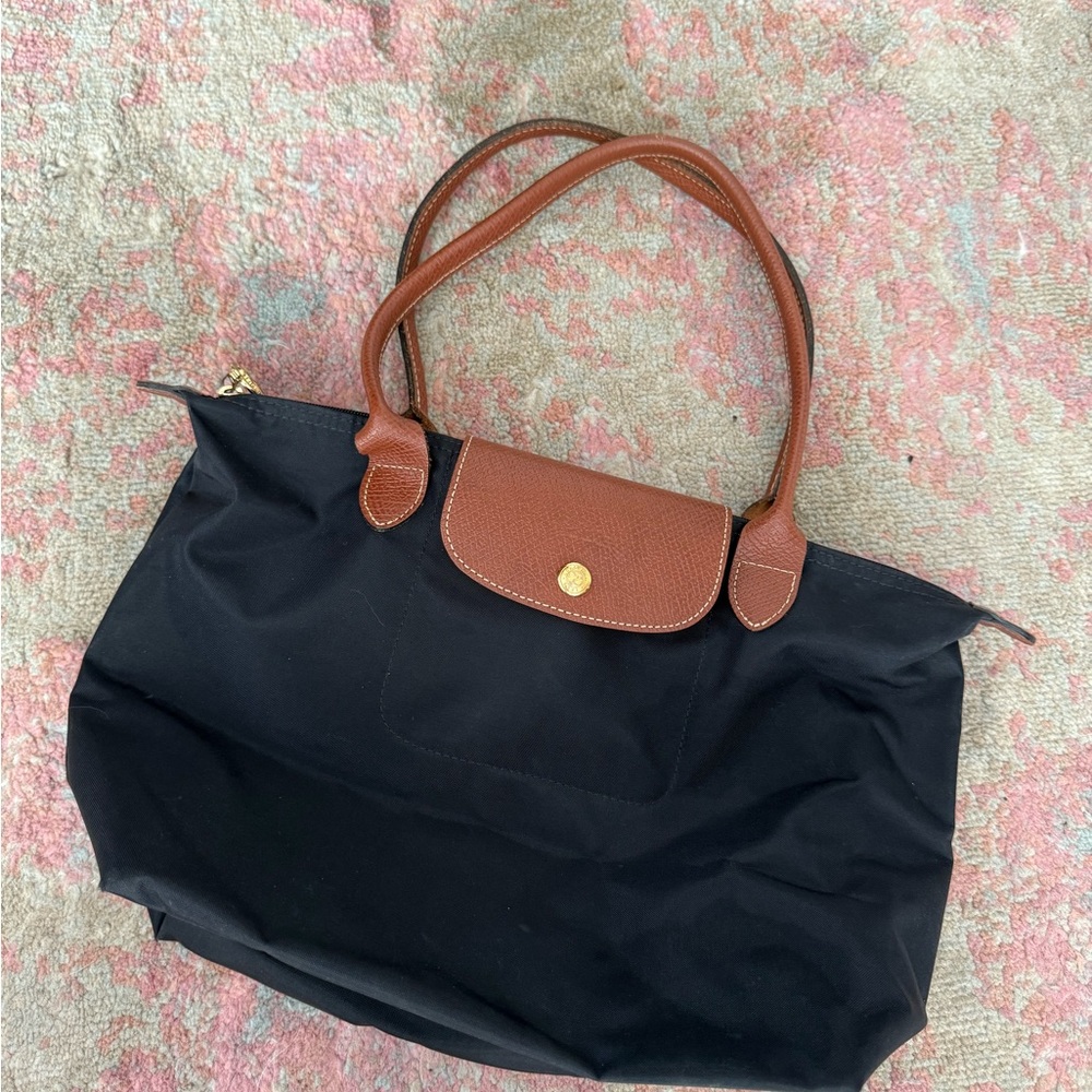 Medium longchamp bag